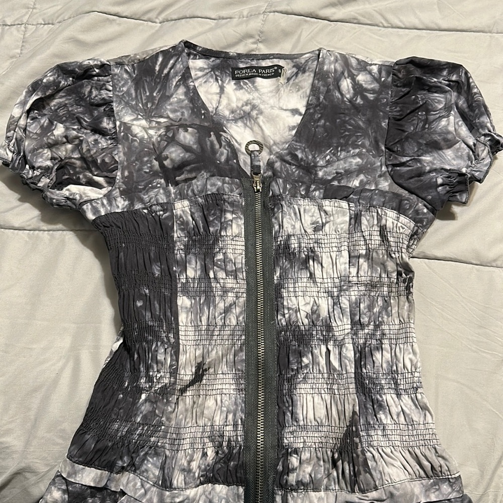 Tie dye zipper dress, easy pull string to wear gathered or straight